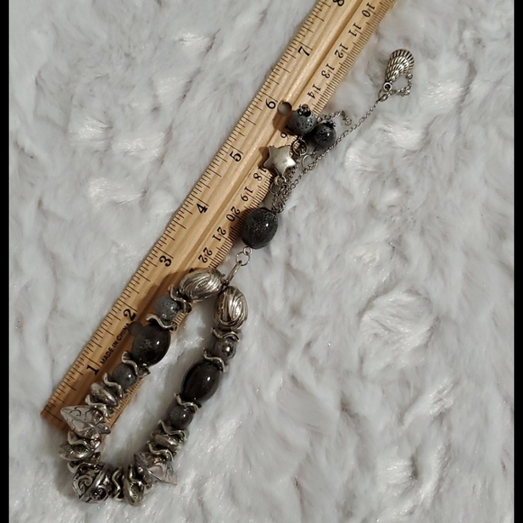 Silvertone Mixed Media Gray beads stones gems findings charms dangles bracelet - Picture 7 of 7